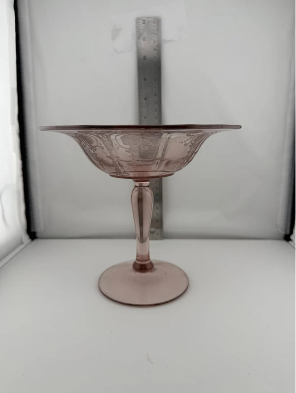 Rare Vintage Pink Depression Glass Etched Pedestal Compote 365nm UV Green Glow